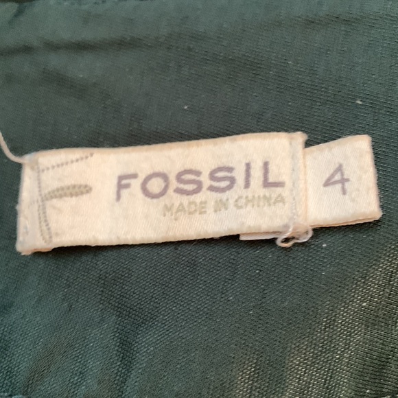 Sexy green with lace bottom lining size 4 skirt from Fossil. Great look! - Picture 7 of 11